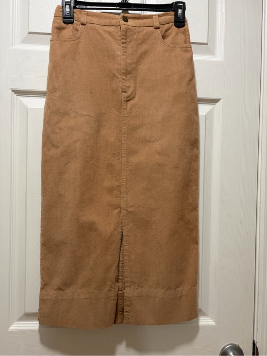 KIRIOUS LOS ANGELES Dresses & Skirts - High-Waist Midi Corduroy Skirt in Camel